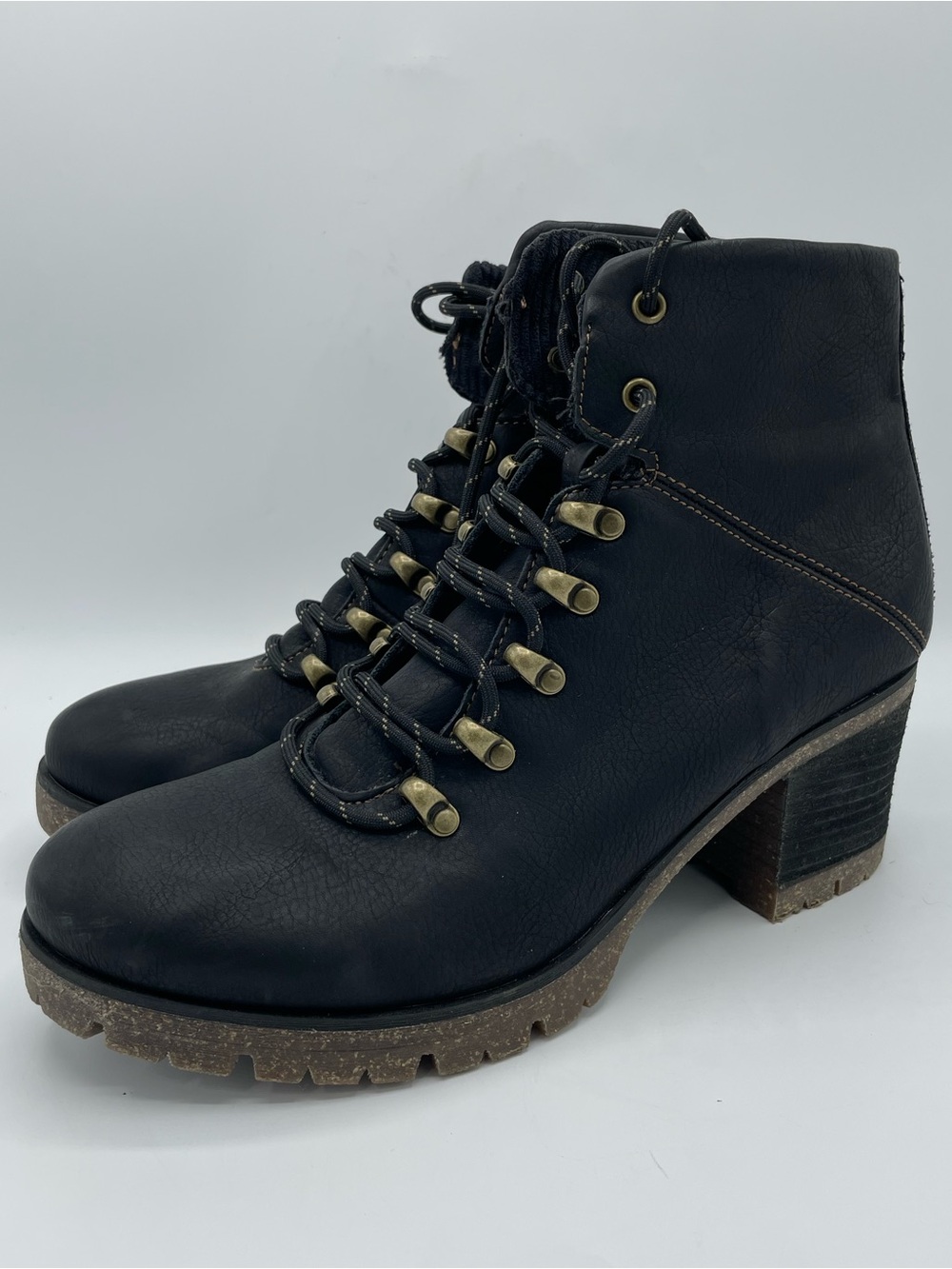 Korks by Kork-Ease Erica Black Lace-Up Hiker Combat Lug Heel Ankle Boots.